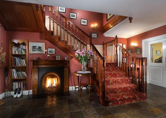 Killarney Lodge